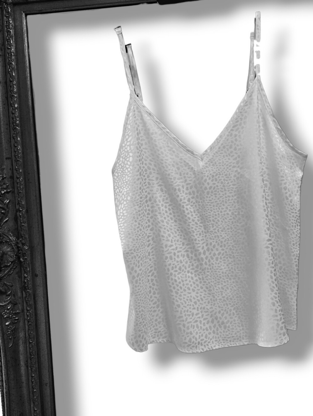 Satin White Animal Print V Neck Cami Top Adjustable Straps Camisole Top Sz Large - Picture 5 of 13